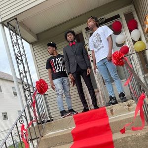 Meet your Posher, Wade